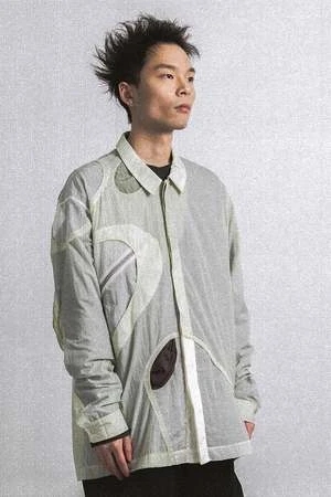 AttemptBanxian Multi-Patch Nylon Shirt - Cream/Green 2 AttemptBanxian Multi-Patch Nylon Shirt - Cream/Green - Image 2