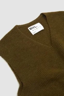 Margaret HowellChunky Ribbed Virgin Wool Slipover - Khaki -Norse Projects Sales Chunky Ribbed Slipover Virgin Wool Khaki 20230823180837