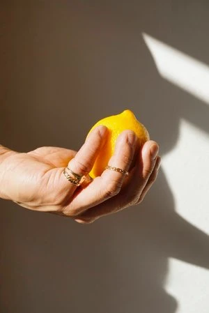 Foe & DearUnisex Foe And Dear Yin Yang Signet Ring - Gold/Silver 5 Foe & DearUnisex Foe And Dear Yin Yang Signet Ring - Gold/Silver - Image 5