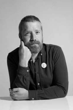 Matter Matters GalleryLittle Moon Pin -Norse Projects Sales MATTER MATTERS Little Moon Pin 20220408135618 2