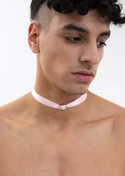 GMBHSILVER LIP RIBBON CHOKER - PINK