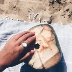 Tarin ThomasEverett Ring - BLACK MOTHER OF PEARL 12 Tarin ThomasEverett Ring - BLACK MOTHER OF PEARL -Norse Projects Sales Unisex Tarin Thomas Everett Ring BLACK MOTHER OF PEARL 20191010201002