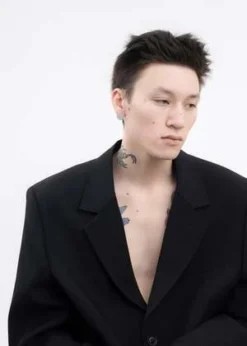 DEPARTMENTWhite Rhinestone And Ice Heart Earring - Multi